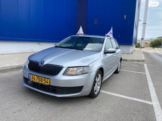 סקודה אוקטביה ספייס Ambition אוט' 1.2 (105 כ''ס) בנזין 2015 למכירה בחיפה