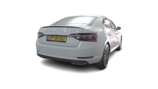 סקודה סופרב (2019 ואילך) L&K אוט' הייבריד 1.4 (156 כ''ס) בנזין 2021 למכירה ב