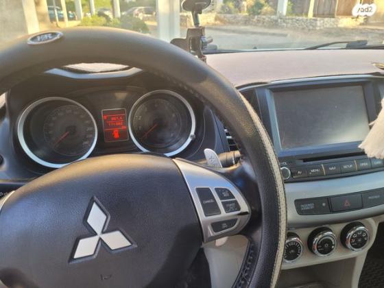 מיצובישי לנסר הדור החדש Sport אוט' 1.8 (140 כ"ס) בנזין 2011 למכירה בבת ים