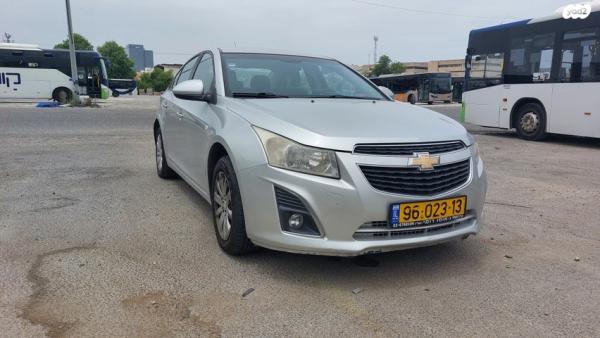 שברולט קרוז LT סדאן אוט' 1.6 (117 כ"ס) בנזין 2013 למכירה בראשון לציון