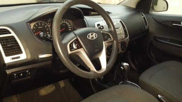 יונדאי i20 Inspire אוט' 1.4 (100 כ"ס) [2009-2015] בנזין 2012 למכירה בתל אביב יפו