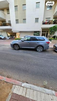 מיצובישי אאוטלנדר Instyle אוט' 7 מק' 2.0 (150 כ"ס) בנזין 2019 למכירה ברחובות
