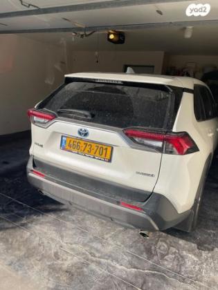 טויוטה RAV4 הייבריד E-xperience הייבריד 5 דל' אוט' 2.5 (178 כ''ס) בנזין 2019 למכירה בעשרת