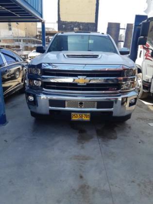 שברולט סילברדו 2500 4X4 LTZ דאבל קבינה אוט' דיזל 6.6 (445 כ''ס) דיזל 2018 למכירה בחיפה