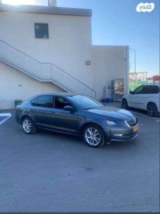 סקודה אוקטביה Exclusive אוט' 1.8 (180 כ''ס) בנזין 2017 למכירה בלוד