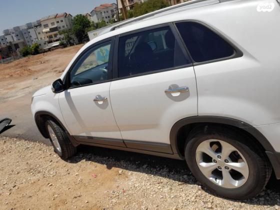 קיה סורנטו EX אוט' 7 מק' 2.4 (192 כ''ס) בנזין 2014 למכירה בגדרה