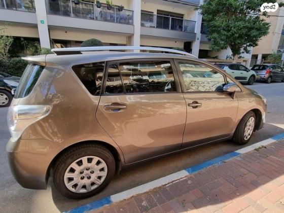 טויוטה ורסו GLI אוט' 1.8 (147 כ"ס) בנזין 2017 למכירה ברעננה