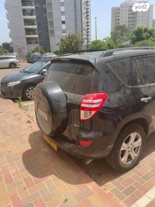 טויוטה RAV4 ארוך 4X4 GLI אוט' 2.0 (158 כ''ס) בנזין 2011 למכירה בנתניה