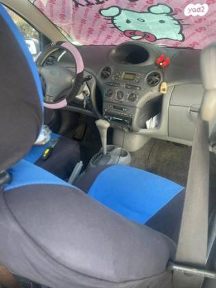 טויוטה יאריס Sol אוט' 1.3 (87 כ''ס) בנזין 2001 למכירה באשקלון