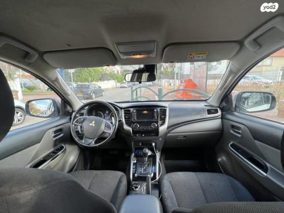 מיצובישי טרייטון / L200 4X4 4X4 Dakar דאבל קבינה אוט' דיזל 2.4 (181 כ''ס) דיזל 2015 למכירה בחדרה