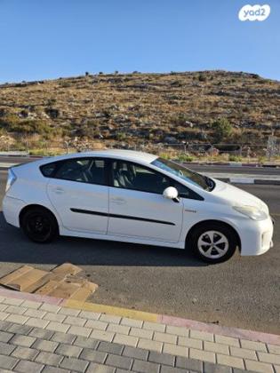 טויוטה פריוס GLI הייבריד אוט' 1.8 (99 כ"ס) בנזין 2014 למכירה במודיעין מכבים רעות
