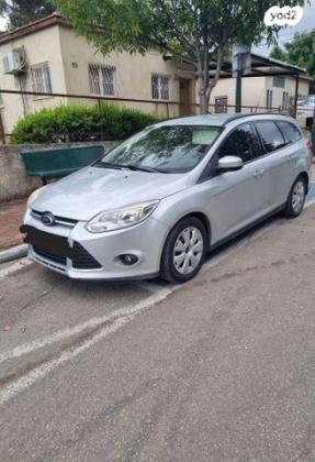 פורד פוקוס Trend סטיישן אוט' 2.0 (170 כ''ס) בנזין 2013 למכירה בחדרה