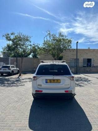 מיצובישי אאוטלנדר Instyle אוט' 7 מק' 2.0 (150 כ"ס) בנזין 2014 למכירה באשדוד