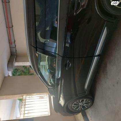 מיצובישי אאוטלנדר Premium אוט' 7 מק' 2.0 (150 כ''ס) בנזין 2017 למכירה במודיעין מכבים רעות