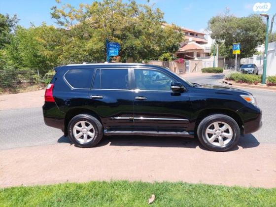 טויוטה לנד קרוזר ארוך 4X4 Luxury אוט' 7 מק' 4.0 (282 כ''ס) בנזין 2012 למכירה בהרצליה