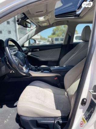 לקסוס IS300h Executive הייבריד אוט' 2.5 (181 כ"ס) בנזין 2014 למכירה בפרדס חנה כרכור