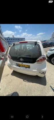טויוטה אייגו (AYGO) Plus רובוטית 1.0 (69 כ''ס) בנזין 2012 למכירה ברמת השרון