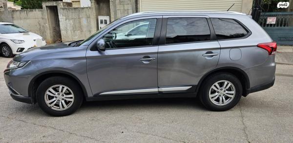 מיצובישי אאוטלנדר Instyle אוט' 7 מק' 2.0 (150 כ"ס) בנזין 2016 למכירה ביהוד מונוסון