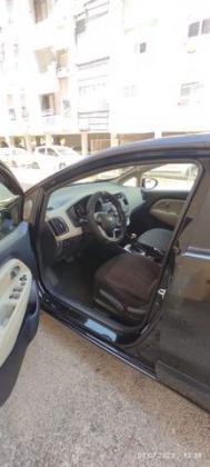 קיה ריו EX הצ'בק אוט' 1.4 (109 כ''ס) בנזין 2014 למכירה בראשון לציון