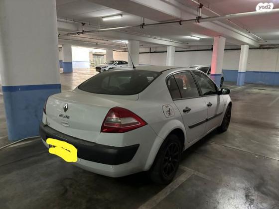 רנו מגאן דור 2 (2004-2010) Business אוט' 4 דל' 1.6 (110 כ''ס) בנזין 2009 למכירה בפתח תקווה