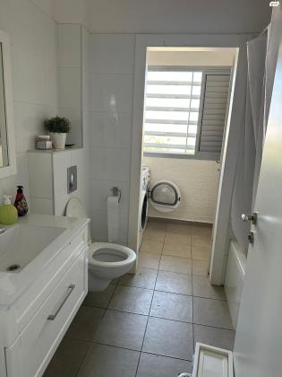 יעקב מרידור 8 (גני ברנע)