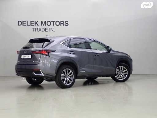 לקסוס NX NX300H Luxury הייבריד אוט' 2.5 (155 כ''ס) בנזין 2018 למכירה בתל אביב יפו