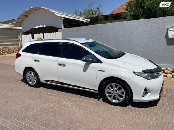 טויוטה אוריס הייבריד TS Sky סטיישן הייבריד אוט' 1.8 (99 כ"ס) בנזין 2015 למכירה בדימונה