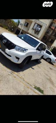 טויוטה לנד קרוזר ארוך 4X4 TS אוט' דיזל 7 מק' 2.8 (177 כ''ס) דיזל 2019 למכירה בלוד