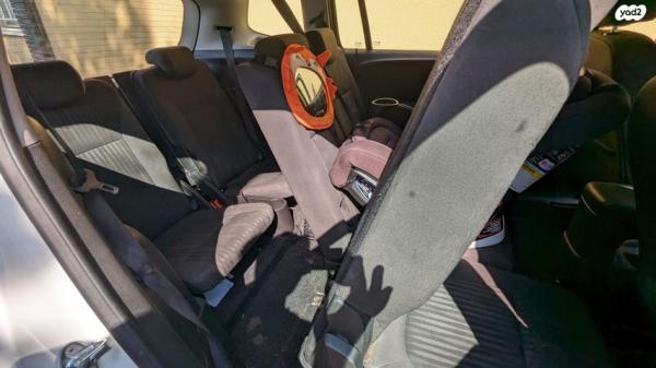 אופל זאפירה Tourer Enjoy אוט' 1.4 (140 כ''ס) בנזין 2017 למכירה בחיפה