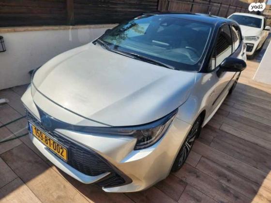 טויוטה קורולה הייבריד Excite Plus הצ'בק אוט' 1.8 (98 כ''ס) בנזין 2020 למכירה בקרית אתא