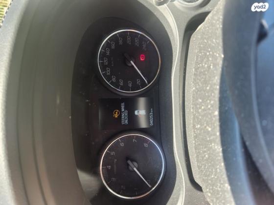 מיצובישי אאוטלנדר Premium אוט' 7 מק' 2.0 (150 כ''ס) בנזין 2019 למכירה במבשרת ציון