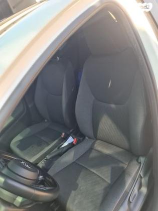 טויוטה יאריס Sky אוט' 1.5 (125 כ"ס) בנזין 2021 למכירה ביקנעם עילית