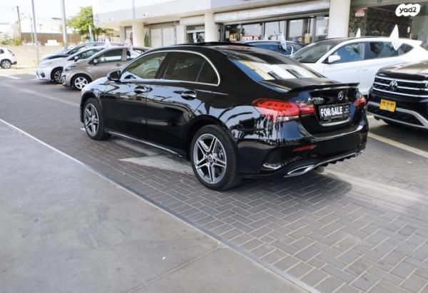 מרצדס A-Class A250E Style סדאן אוט' 1.3 (160 כ"ס) היברידי חשמל / בנזין 2023 למכירה בתל אביב יפו