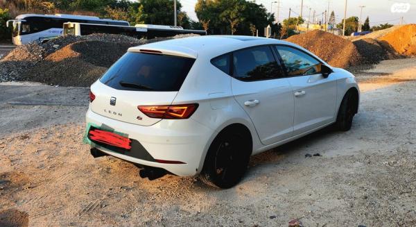 סיאט לאון FR אוט' 5 דל' 2.0 (190 כ''ס) בנזין 2019 למכירה בחולון
