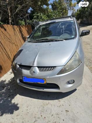 מיצובישי גרנדיס Comfort אוט' 2.4 (165 כ''ס) בנזין 2005 למכירה בבית דגן