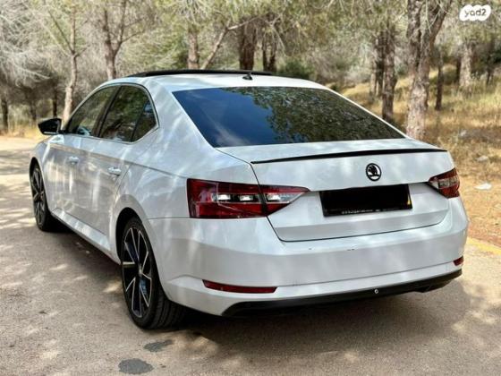 סקודה סופרב (עד 2019) Style אוט' 2.0 (220 כ"ס) בנזין 2016 למכירה בנצרת