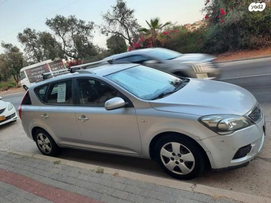 קיה סיד / CEED LX סטיישן אוט' 1.6 (125 כ''ס) בנזין 2011 למכירה בכפר סבא