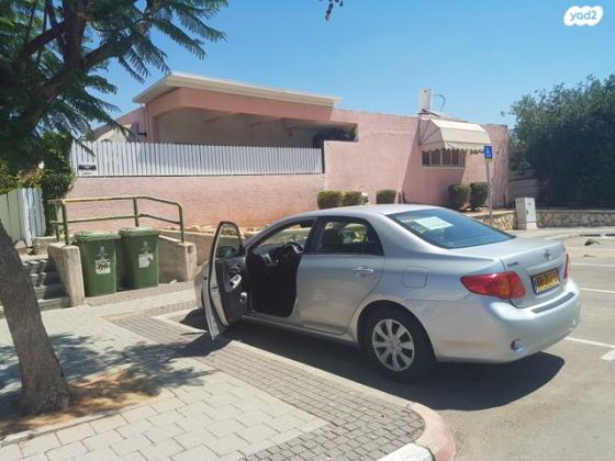 טויוטה קורולה GLI אוט' 1.6 (124 כ''ס) בנזין 2009 למכירה בקרית גת