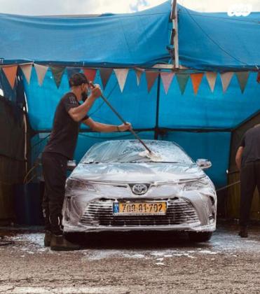 טויוטה קורולה הייבריד Limited סדאן אוט' 1.8 (98 כ''ס) בנזין 2021 למכירה בירושלים