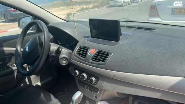 רנו פלואנס AU אוט' 1.6 (110 כ''ס) בנזין 2012 למכירה באשקלון