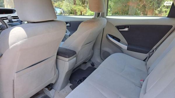 טויוטה פריוס GLI הייבריד אוט' 1.8 (99 כ"ס) בנזין 2010 למכירה ברגבים