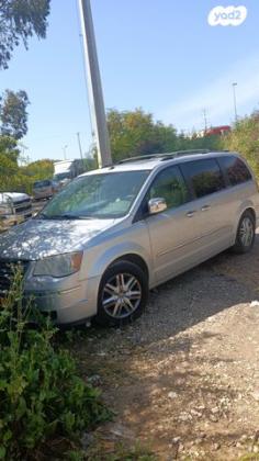 קרייזלר גראנד וויאג'ר LX אוט' 7 מק' 3.8 (193 כ''ס) בנזין 2010 למכירה בראשון לציון