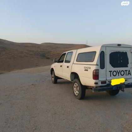 טויוטה היילקס 4X4 4X4 SR דאבל קבינה ידני דיזל 2.5 (102 כ''ס) דיזל 2002 למכירה בערערה בנגב