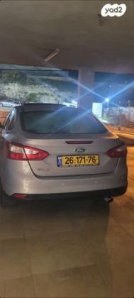 פורד פוקוס Titanium סדאן אוט' 2.0 (170 כ"ס) בנזין 2013 למכירה בחיפה