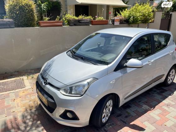 יונדאי i10 Insight ידני 1.0 (66 כ"ס) בנזין 2015 למכירה בגן יבנה