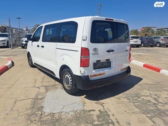 טויוטה פרואייס אוט' דיזל 8 מק' 4 דל' 2.0 (177 כ''ס) דיזל 2018 למכירה בנתניה