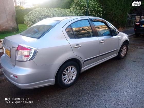 סוזוקי SX4 GLX סדאן אוט' 1.6 (107 כ''ס) בנזין 2009 למכירה בכפר סבא