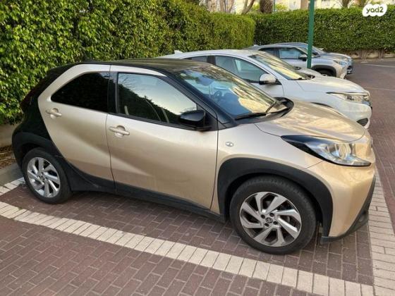 טויוטה אייגו קרוס (AYGO X) Pulse הצ'בק 4X2 אוט' 1.0 (72 כ"ס) בנזין 2022 למכירה בקרית ים