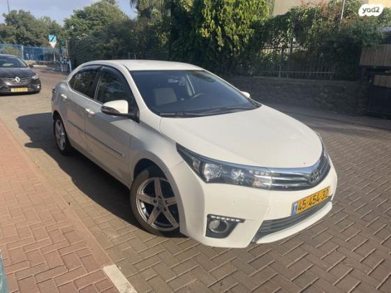 טויוטה קורולה GLI-FL אוט' 1.6 (132 כ''ס) [2013-2016] בנזין 2015 למכירה בקצרין