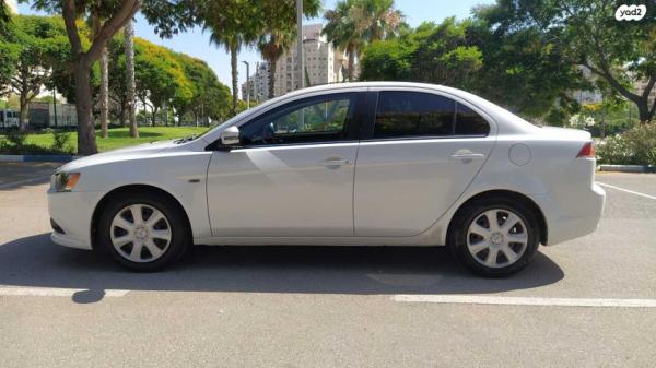 מיצובישי לנסר הדור החדש Instyle אוט' 1.6 (117 כ"ס) בנזין 2016 למכירה בנתניה